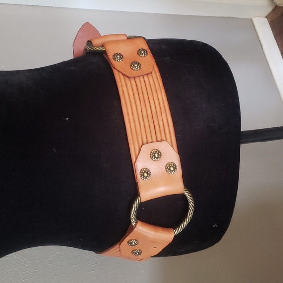 EUC Linea Pelle leather belt with brass details - Picture 5 of 9